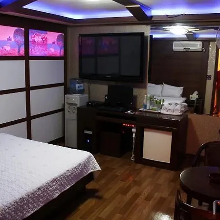 Picasso Motel Jongno