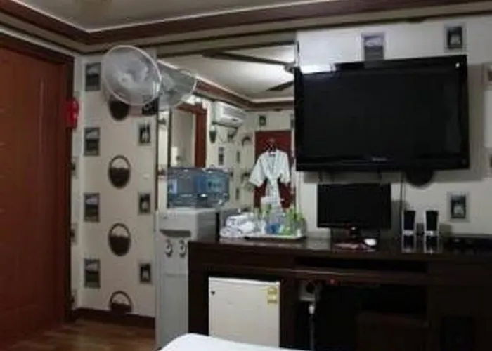 Motel Picasso Jongno 2*