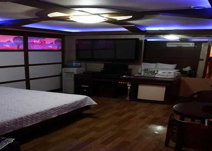 Picasso Jongno Motel 2*